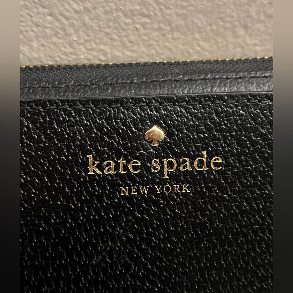 EUC Kate Spade The Grand Street Layton Wristlet- Black - Picture 3 of 12